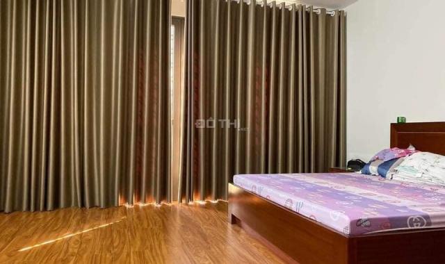 Nhà siêu hiếm Mậu Lương, Hà Đông diện tích 50m2, mặt tiền cực rộng 5.4m. Ô tô kinh doanh