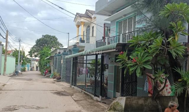 Bán nhà 2 tầng - mặt tiền hẻm lớn đường Long Sơn, Quận 9, HCM, giá tốt