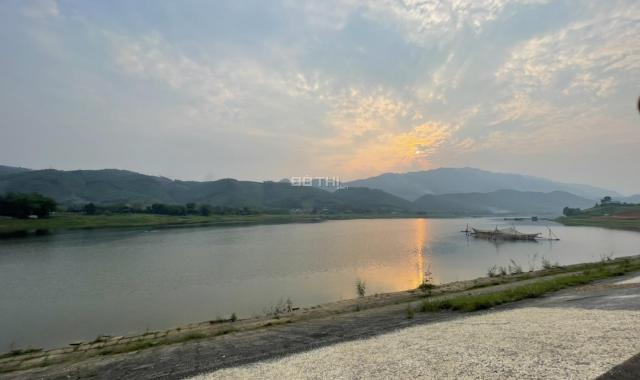Đất hồ Phượng Mao view hồ tuyệt đẹp phù hợp cho các nhà đầu tư làm homestay nghỉ dưỡng