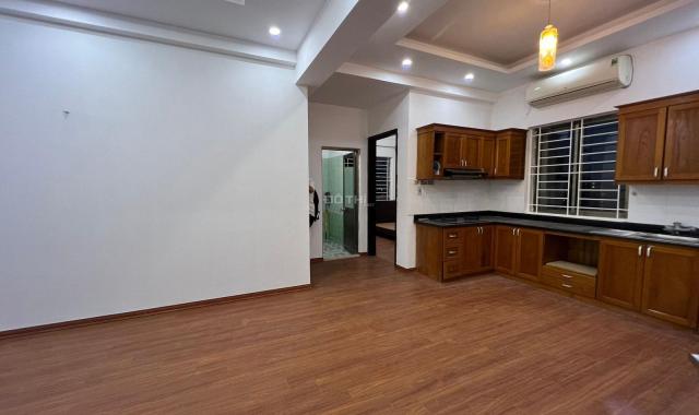 Bán căn hộ chung cư tại phường Việt Hưng, Long Biên, Hà Nội diện tích 75m2 giá 1.7 tỷ