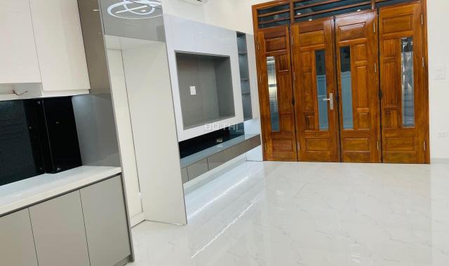 Bán nhà mới ở ngay Đức Diễn, ô tô đỗ cổng - 32m2, 5 tầng - 3,6 tỷ