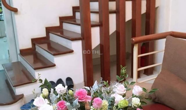 Bán đất phân lô Giải Phóng, Đống Đa 65m2, mặt tiền 4.6m, giá 12,5 tỷ. Víp ô tô tránh