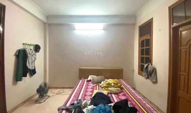 Nhà mặt ngõ Đại Từ - Hoàng Mai, 40m2, 5 tầng, mt 4,5m. Ngõ thông, ô tô vào nhà, kinh doanh đỉnh