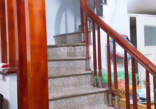 Bán nhà Nguyễn Khánh Toàn Cầu Giấy tiện ích an toàn vài bước ô tô 36m2