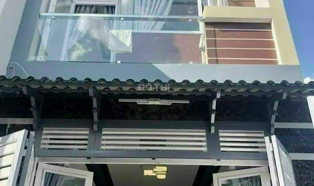 Bán nhà hẻm Huỳnh Tấn Phát Q7, 4.25x10,5m, 1L, 3PN * Giá 5.4 tỷ