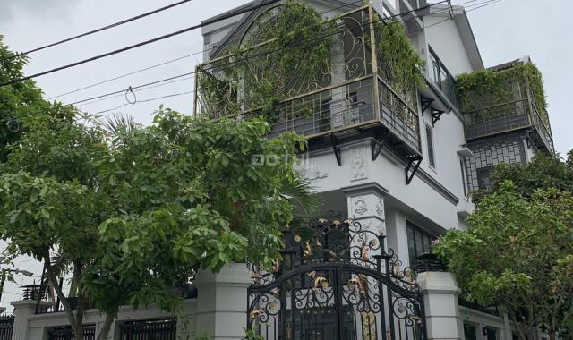 Bán nhà biệt thự, đường Phú Thuận, Q7, DT 144m2, giá 17,9 tỷ