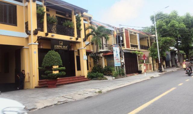 Bán căn nhà mặt tiền đường Trần Hưng Đạo - Hội An, đoạn kinh doanh sầm uất. Giá tốt nhất thị trường