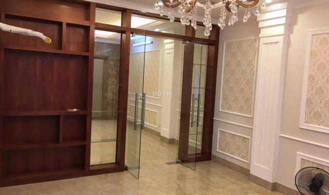 Bán nhà ngõ 133 phố Thái Hà DT 70m2 x 7 T thang máy mới tinh giá bán 20 tỷ