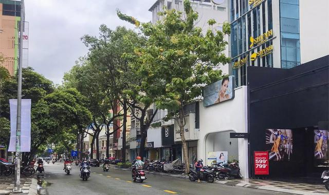 Bán nhà phố Quận 1 tại mặt tiền đường Nguyễn Trãi, Bến Thành