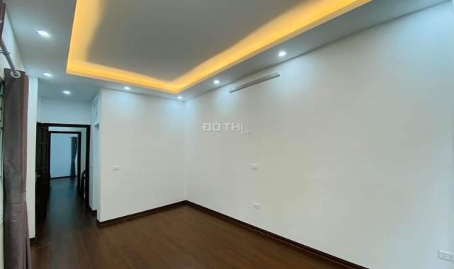 Bán nhà Khương Đình, 49m2 x 4 tầng, lô góc, ô tô tránh, vào nhà, 3 mặt thoáng, giá 9.98 tỷ