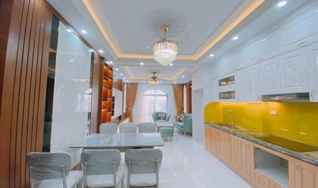 Bán nhà riêng tại, Long Biên, Hà Nội 6 tầng thanh máy - ô tô vào nhà
