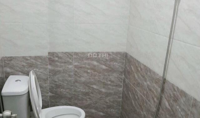 Nhà gấp bán sát hẻm xe hơi, phường 11, Bình Thạnh, chỉ 3,2 tỷ