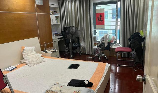 Bán chung cư 671 Hoàng Hoa Thám, Ba Đình: 200m2 x 2 tầng, 4PN 4VS, giá: 7,99 tỷ, LH: 0904.768.468