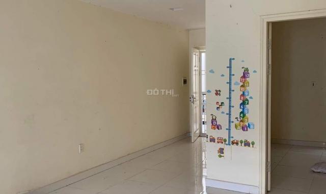 Chuyển nhượng căn tầng 3 63m2 chỉ 950tr Hoàng Huy An Đồng. Liên hệ: 0936.240.143
