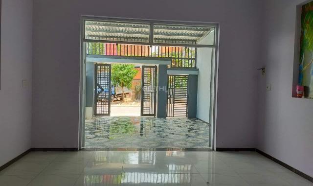 Bán nhà riêng tại đường Bùi Thị Xuân, Phường Tân Đông Hiệp, Dĩ An, Bình Dương DT 90m2 giá 3.4 tỷ