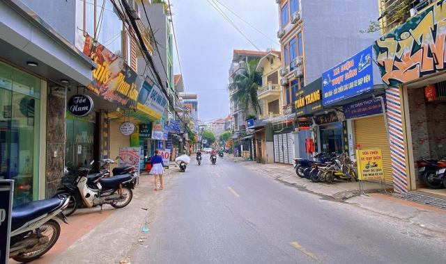 Bán nhà lô góc phố Bà Triệu Hà Đông, MT rộng ô tô vào tận nhà vỉa hè lưu không cực thoáng 130m2