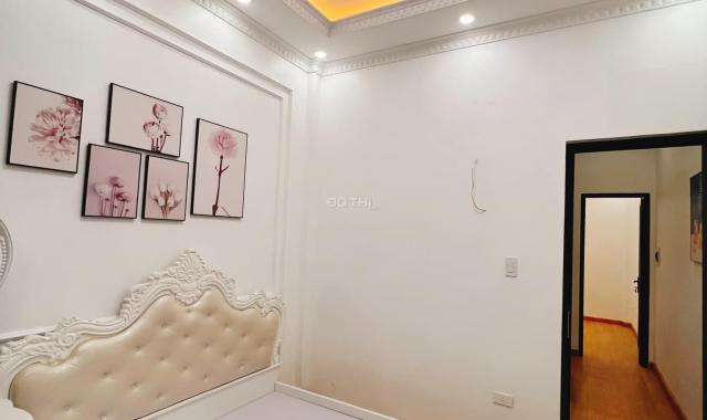 Bán nhà Cầu Dậu, Kim Giang, dt 36m2 x4 tầng, ngõ nông, rộng, về ở luôn, giá 3,219 tỷ, có sổ đỏ đẹp