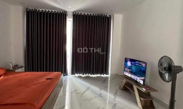 Nhà mặt tiền Quận 1 TPHCM giá rẻ, 82 m2, giảm 3 tỷ, ngang bề thế, kinh doanh đa ngành. 0932980565