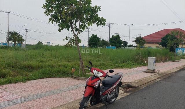Bán đất tại đường Ấp Xoài Đôi, Xã Long Trạch, Cần Đước, Long An diện tích 100m2 giá 950 tr