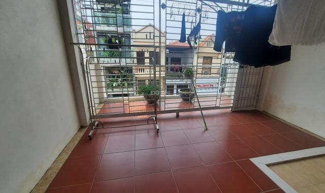Văn Tiến Dũng 50m2 lô góc ngõ thông ô tô 4.8 tỷ