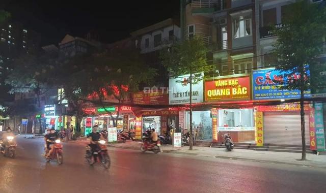 Mặt phố Phùng Hưng kinh doanh sầm uất - Giá 12.6 tỷ