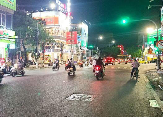 Bán nhà mặt đường Đà Nẵng, vị trí siêu đẹp