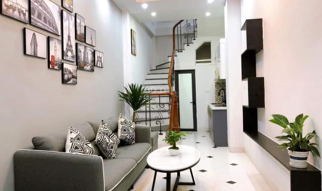 Nhà mặt ngõ - ngõ thông - Thoáng vĩnh viễn 2 mặt trước sau - nở hậu - Ở Khương Hạ