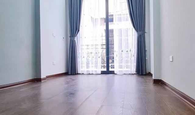 Nhà mặt ngõ - ngõ thông - Thoáng vĩnh viễn 2 mặt trước sau - nở hậu - Ở Khương Hạ