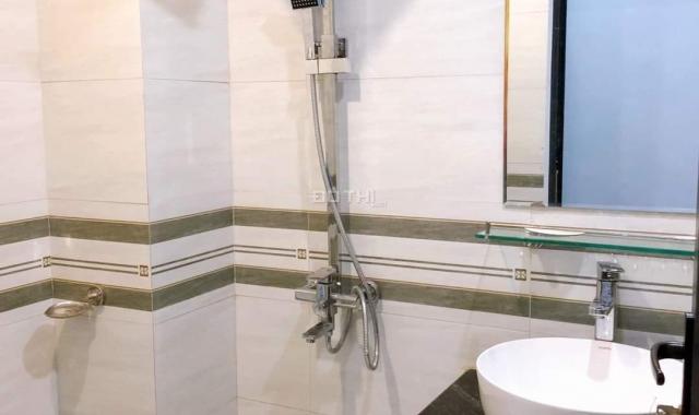 Nhà mặt ngõ - ngõ thông - Thoáng vĩnh viễn 2 mặt trước sau - nở hậu - Ở Khương Hạ
