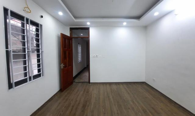 Bán nhà mặt phố quận Hoàng Mai, 65m2 6 tầng, thang máy, 11,8 tỷ 0949606622