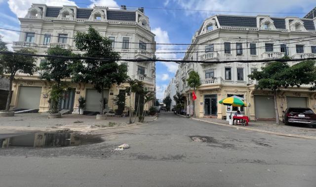 Góc 2 mặt tiền Nguyễn Văn Yến, Tân Thới Hoà, Tân Phú. 4 x 16.5m, trệt, 2 lầu, ST, giá: 11.5 tỷ
