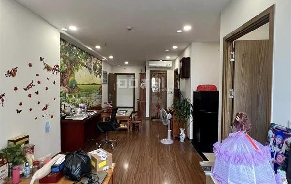 Chính chủ bán căn hộ 2 ngủ full nội thất, 66m2 CC Eco Green City, Nguyễn Xiển giá 2. Tỷ