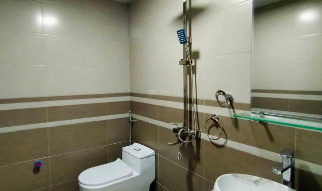 Nhà 4 tầng mới koong, phố Giang Biên, lô góc, ngõ ô tô thông, DT 48m2, MT 5.5m, nhỉnh 5 tỷ