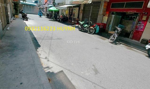 Bán nhà Đoàn Văn Bơ, 3 tầng, 38m2, giá 4 tỷ 5, Quận 4