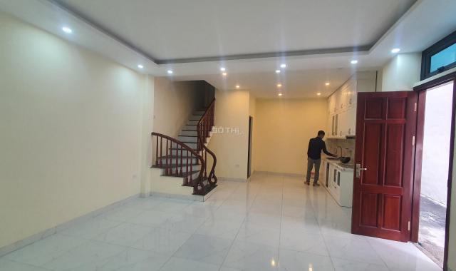 Cần bán căn nhà 48.6 m2, xây 4 tầng phố Kẻ Tạnh, Giang Biên
