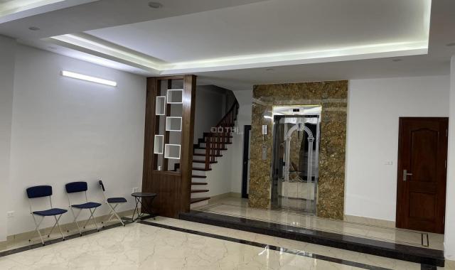 Bán nhà phố Tôn Đức Thắng, lô góc ô tô tránh 7 tầng thang máy, kinh doanh đa hình thức giá tốt