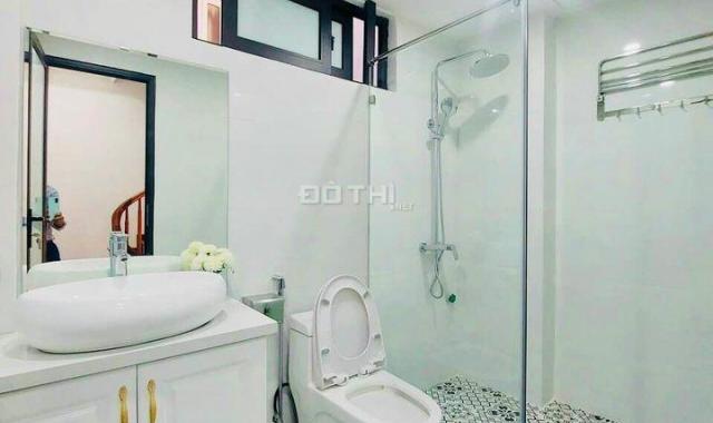 Bán nhà Kim Ngưu, 37m2 x 5 tầng, ngõ xe SH quay đầu, 3,7 tỷ