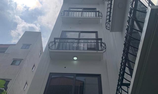 Bán nhà ngõ 268 Đê La Thành nhỏ, giá 4,2 tỷ, 44m2 x 3T, ngõ thoáng