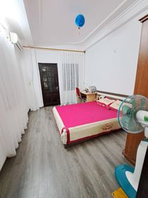 Bán chung cư mini phố Khâm Thiên, 65m2, tầng trung, 2 ngủ đẹp, 1,5 tỷ