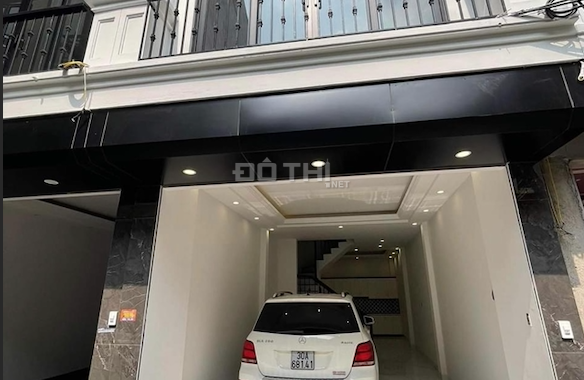 Hàng mới nhà Yên Nghĩa sau BX Yên Nghĩa 300m, ô tô đỗ trong nhà, xe tránh nhau trước cửa. 2,6 tỷ