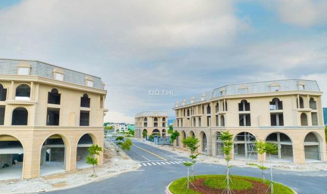Cần bán lô đất view kênh sinh thái, trục đường 25m giá chỉ 21 triệu/m2