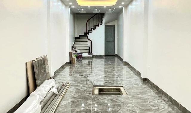 Bán nhà VIP Hai Bà Trưng, phố 8/3 hiếm nhà bán, ô tô đỗ, nhà đẹp, 8,3 tỷ, 40m2