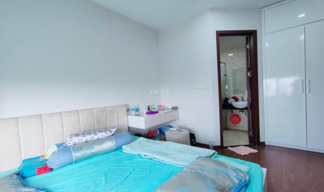 Bán căn hộ CC NO-08 Giang Biên, full nội thất, 72m2, 2 PN, nhỉnh 2tỷ