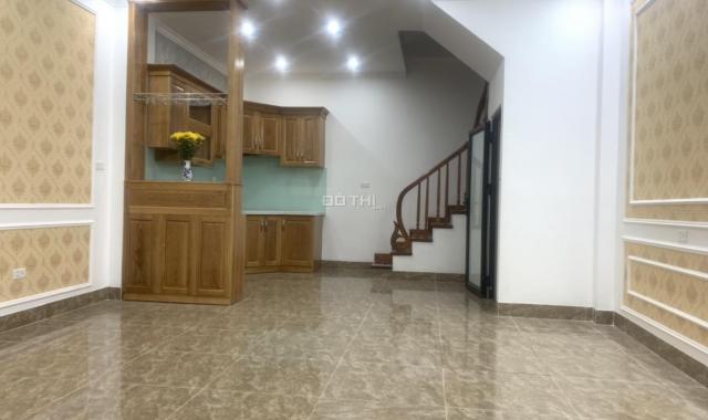 Bán nhà ngõ 462 Đường Bưởi, Ba Đình 42m2 xây 5 tầng, ngõ rộng, thoáng giá 5 tỷ