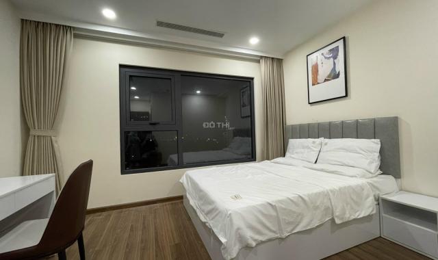 Cho thuê gấp căn hộ 3 phòng ngủ Golden Park đầy đủ nội thất. LH: 0966573898