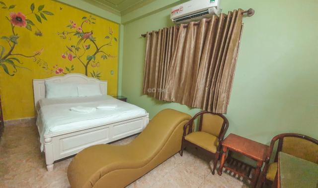 Bán khách sạn đẹp khu dân cư Trung Sơn, đầy đủ nội thất, doanh thu cao, sổ hồng đầy đủ