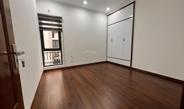 Chỉ 5.7 tỷ có ngay nhà cực đẹp 50m2x5T có sân để xe trước nhà phố Liễu Giai, Kim Mã Thượng, Ba Đình