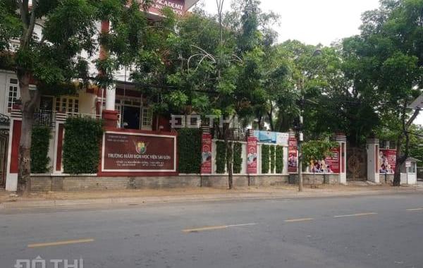 Bán biệt thự Nguyễn Văn Hưởng và 1 hẻm lớn, 3 tầng, 30x24.6m đất, sổ hồng