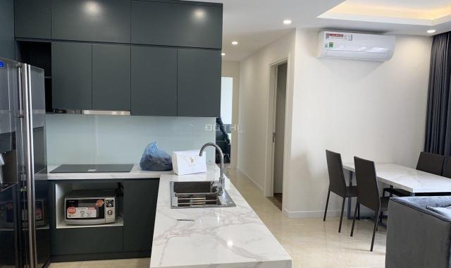 Dự án Vinhomes D'Capitale cho thuê căn hộ 3 ngủ full, view đẹp, ban công rộng 105m2 giá 27 triệu/th
