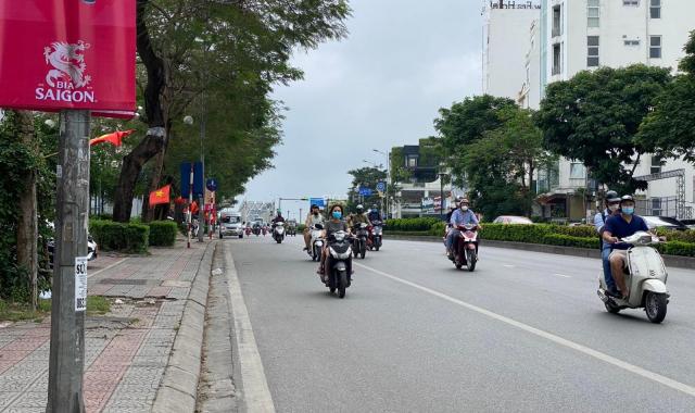 5m mặt tiền mặt phố Nguyễn Văn Cừ Long Biên, DT 103m2, 4T, 22 tỷ - Vỉa hè rộng - KD sầm uất
